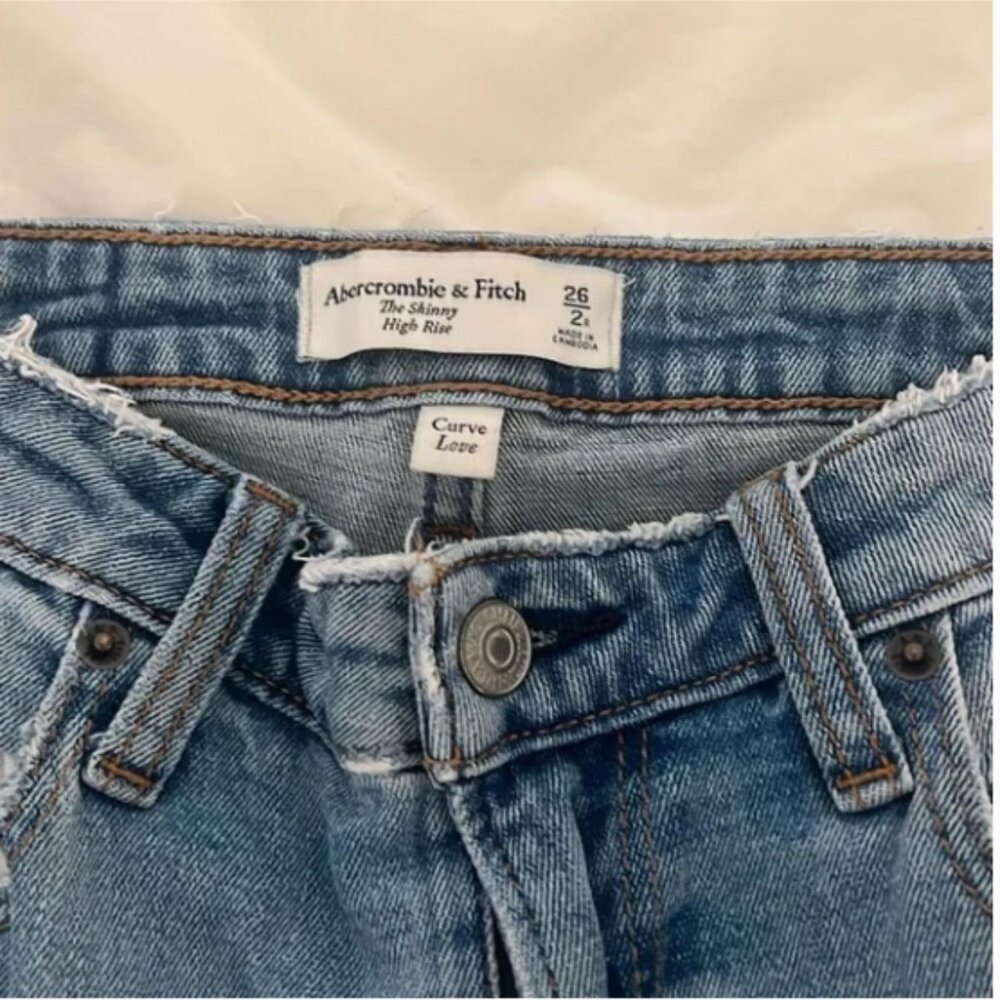 Abercrombie High Rise Curve Love Skinny Jean size 2 - Picture 6 of 6